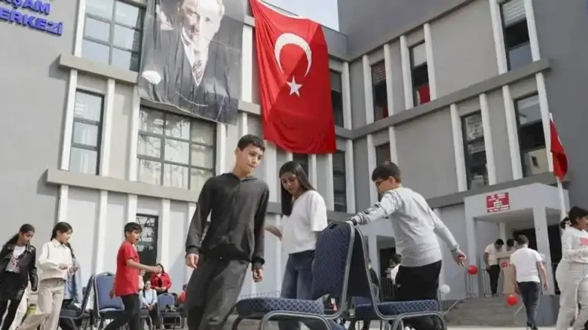 Mersin’in sosyal politikaları Türkiye’ye örnek oluyor