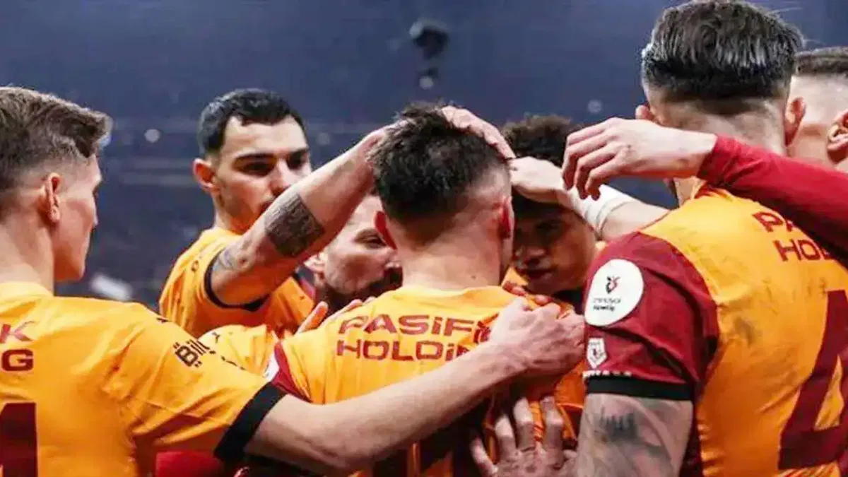 Galatasaray 4-3 Trabzonspor (Maç Sonucu) Aslan 3 puanı uzatmada kaptı!.