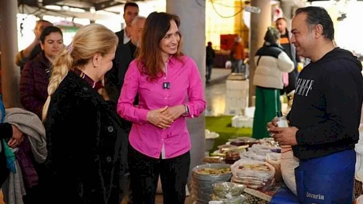 Cumhuriyet Mahallesi'nde 700 vatandaşa tapu müjdesi!