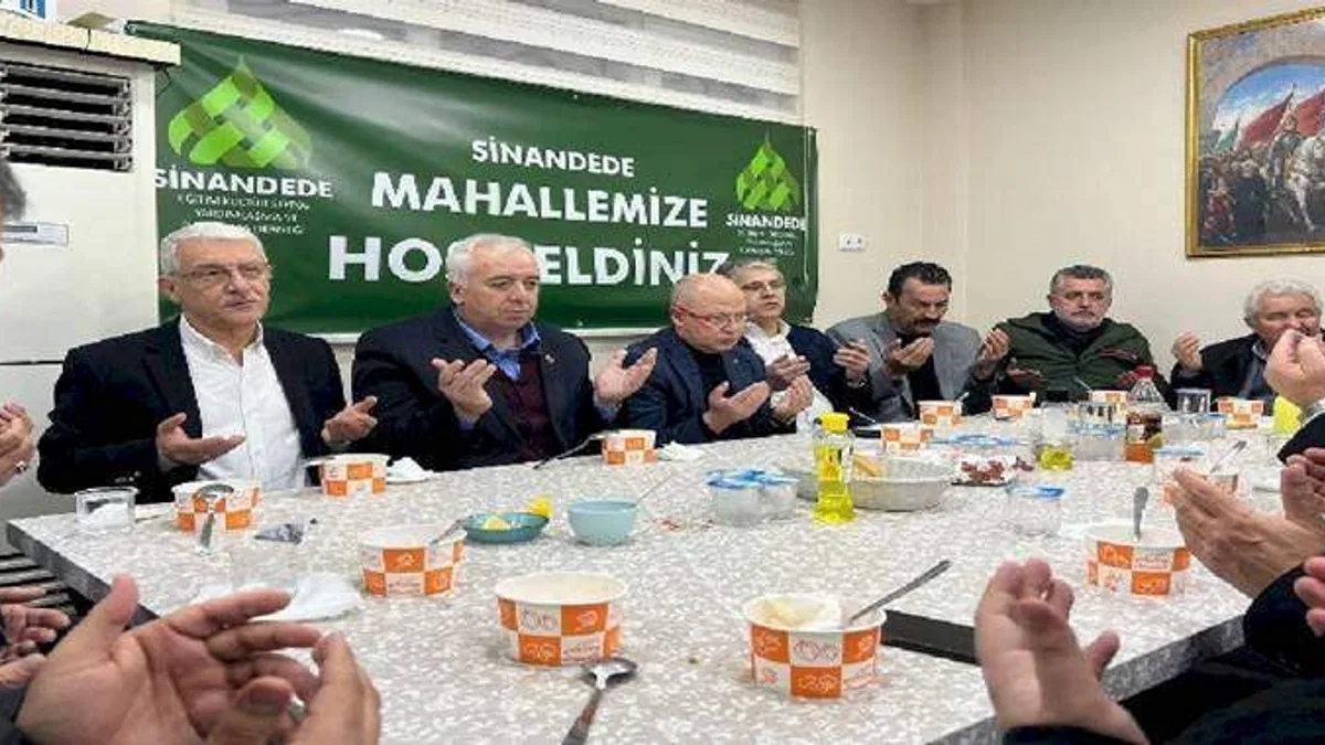 AK Partililer Bursa'da Sinandede sakinleriyle buluştu