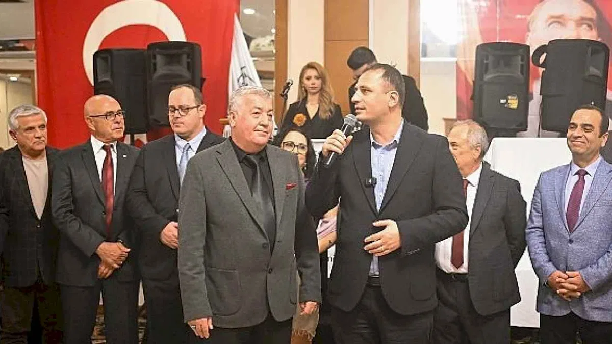 Başkan Eşki Bornova'daki Giritliler ile buluştu