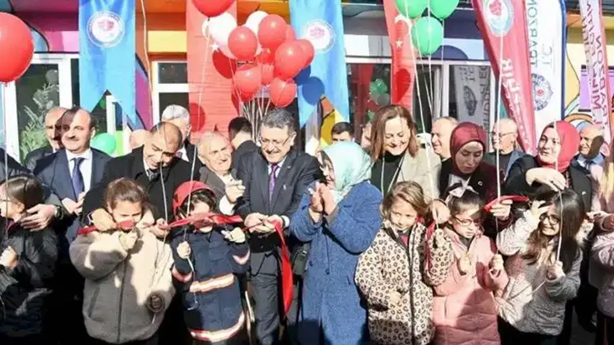 Trabzon'da Çilekli Düşler Köyü Yaşam Merkezi açıldı