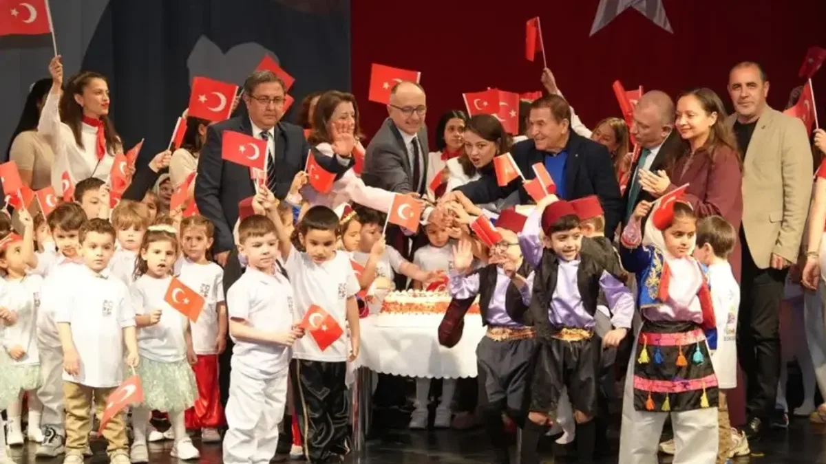 Eskişehir’de minikler 23 Nisan coşkusunu yaşadı