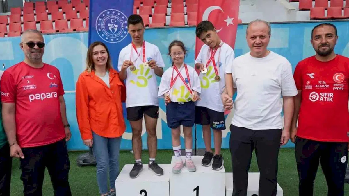 DOSD Meram Spor Kulübüne madalya yağmuru