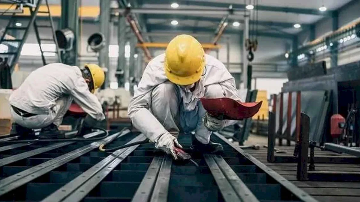 İnşaat üretimi yıllık arttı