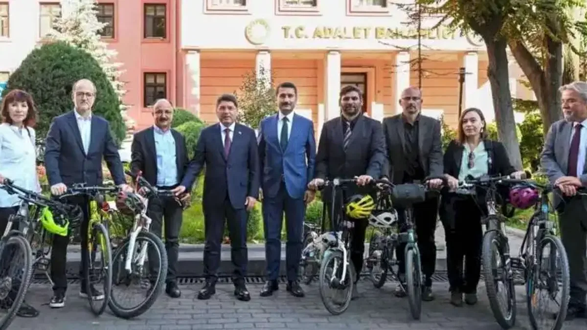 'Bisikletli yaşam için Adalet'i yerinde istediler