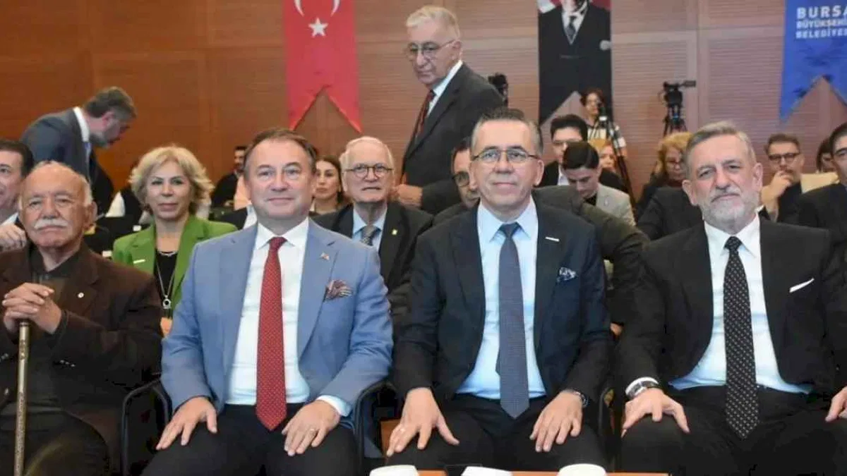 Bursa'da ‘Yeşil Sanayi-Yeşil OSB’ zirvesi