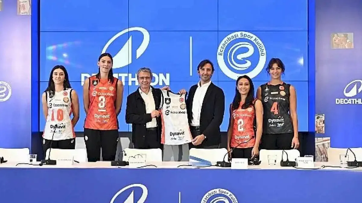 Decathlon, Eczacıbaşı Dynavit Kadın Voleybol Takımı'nın Teknik Sponsoru Oldu
