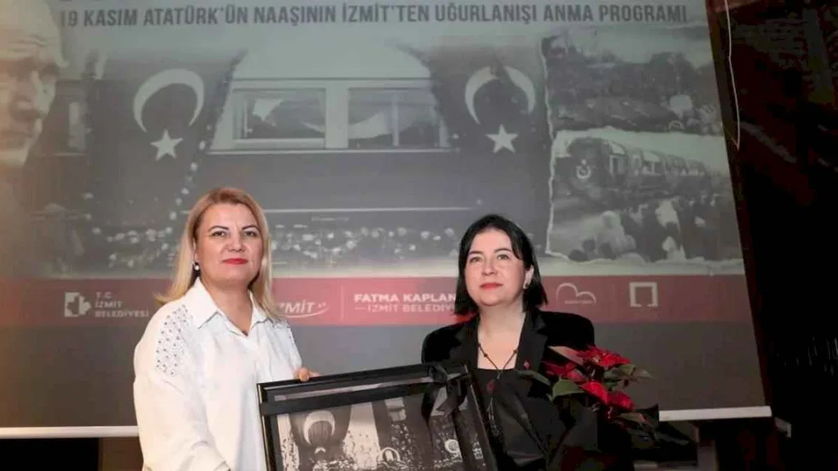 Ata'nın naaşının İzmit’ten Ankara’ya uğurlanışının 86. yılı özlemle anıldı