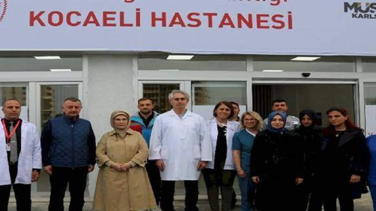 Emine Erdoğan'dan Kocaeli Büyükşehir Hastanesi'ne övgü