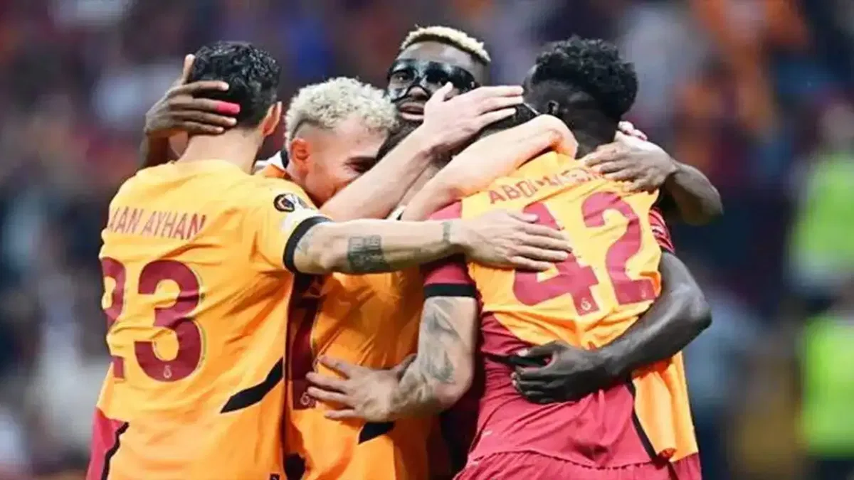 Galatasaray 3 - 1 PAOK (Maç Sonucu) Cimbom Avrupa'ya Aslan gibi başladı