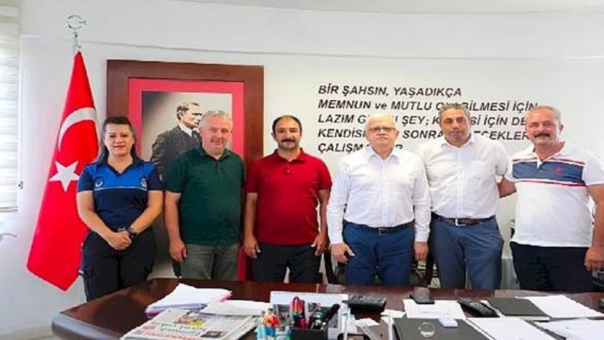Burhaniye Belediyesi'nde en düşük işçi maaşı 11.400 TL'den 18.625 TL'ye yükseldi!