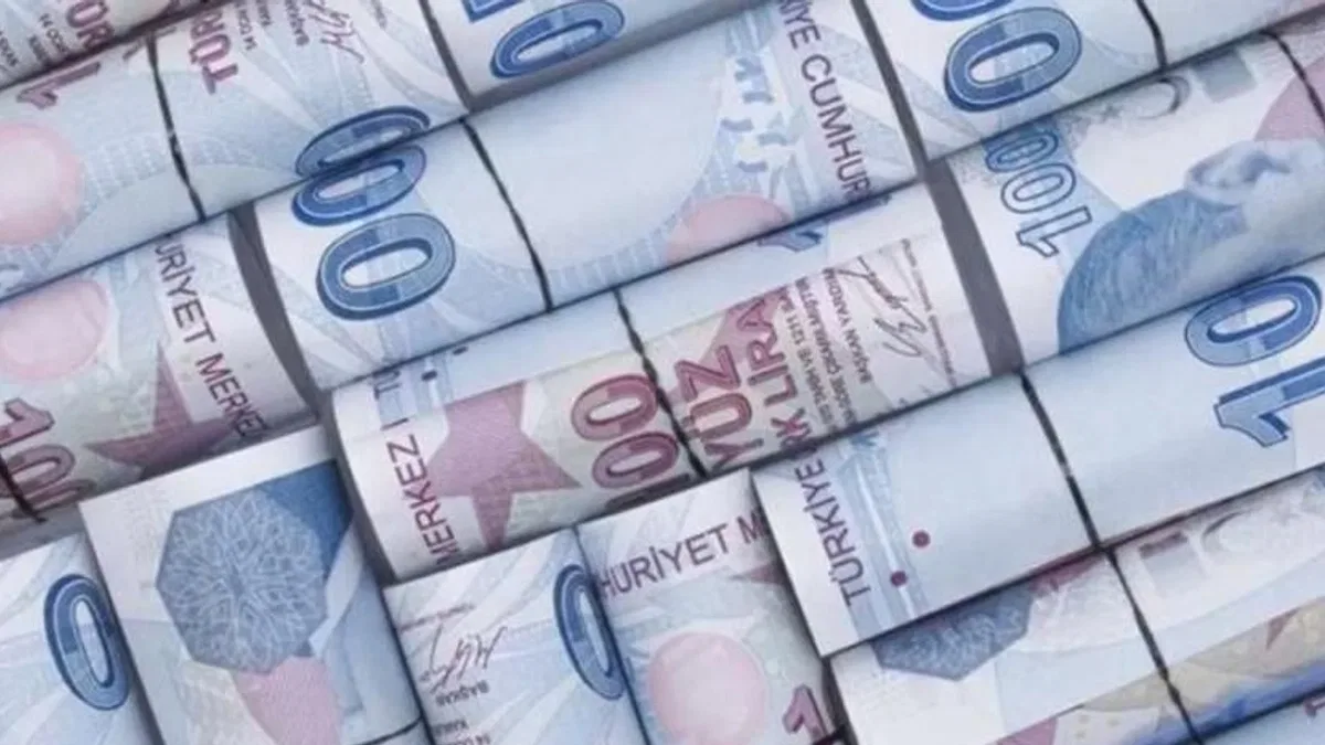 Türkiye ekonomisinde net finansal açık azaldı