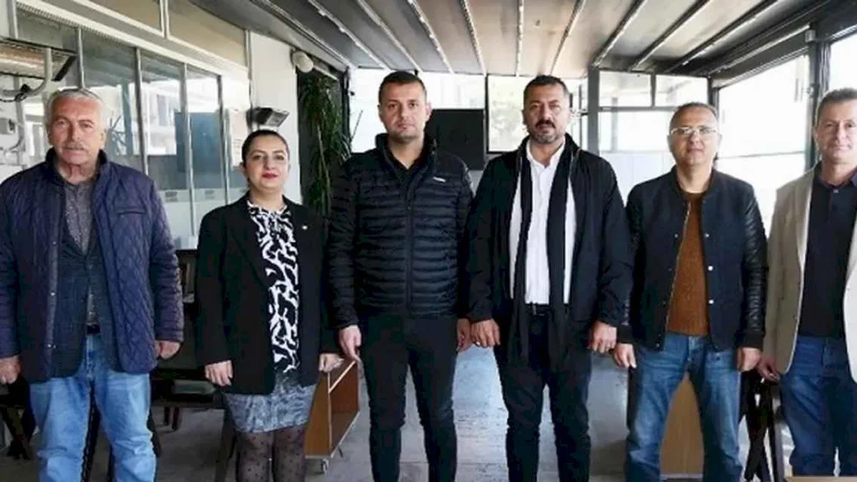 MHP Marmaris'ten CHP'ye 'Sinpaş' eleştirisi
