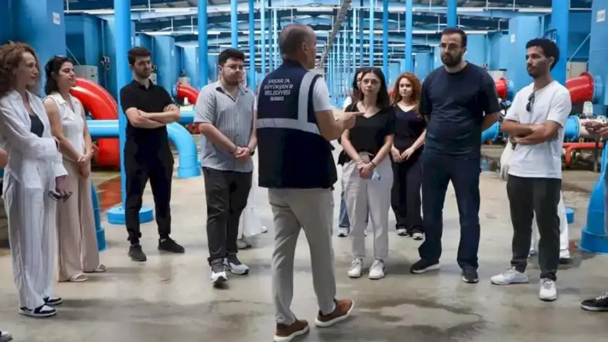 Geleceğin doktorlarından Sakarya’nın su kalitesine yerinde gözlem