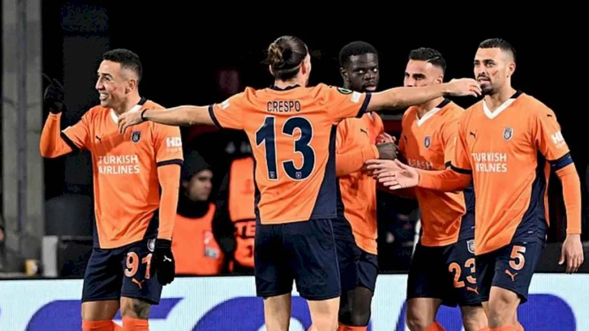 Başakşehir 3-1 Heidenheim (Maç Sonucu) Başakşehir'den kritik 3 puan