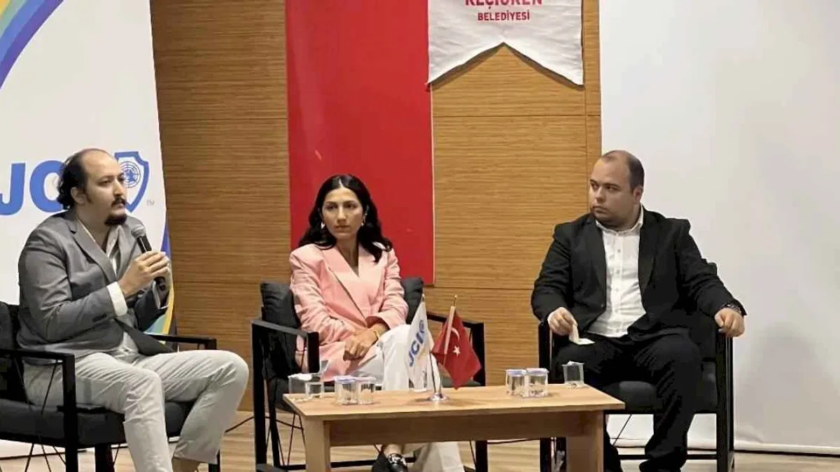 Geleceğin yapay zeka liderleri Keçiören'de buluştu