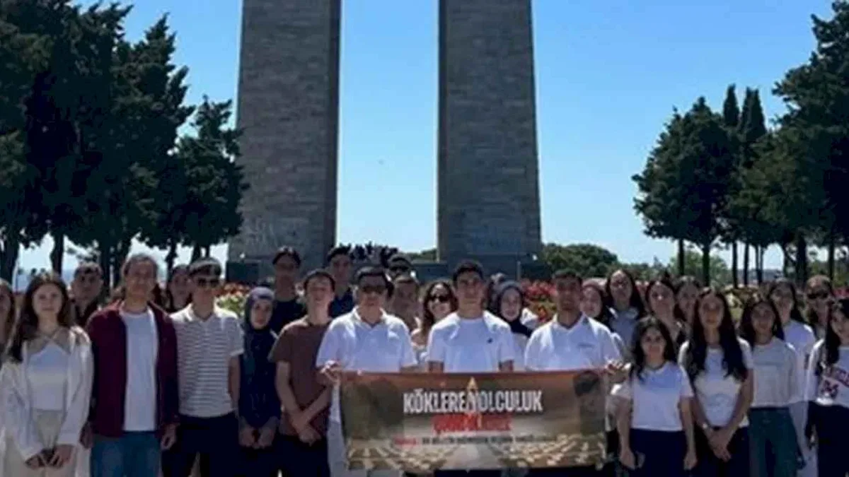 Denizlili gençler “Köklere yolculuk” ile Çanakkale ruhunu yerinde yaşadı