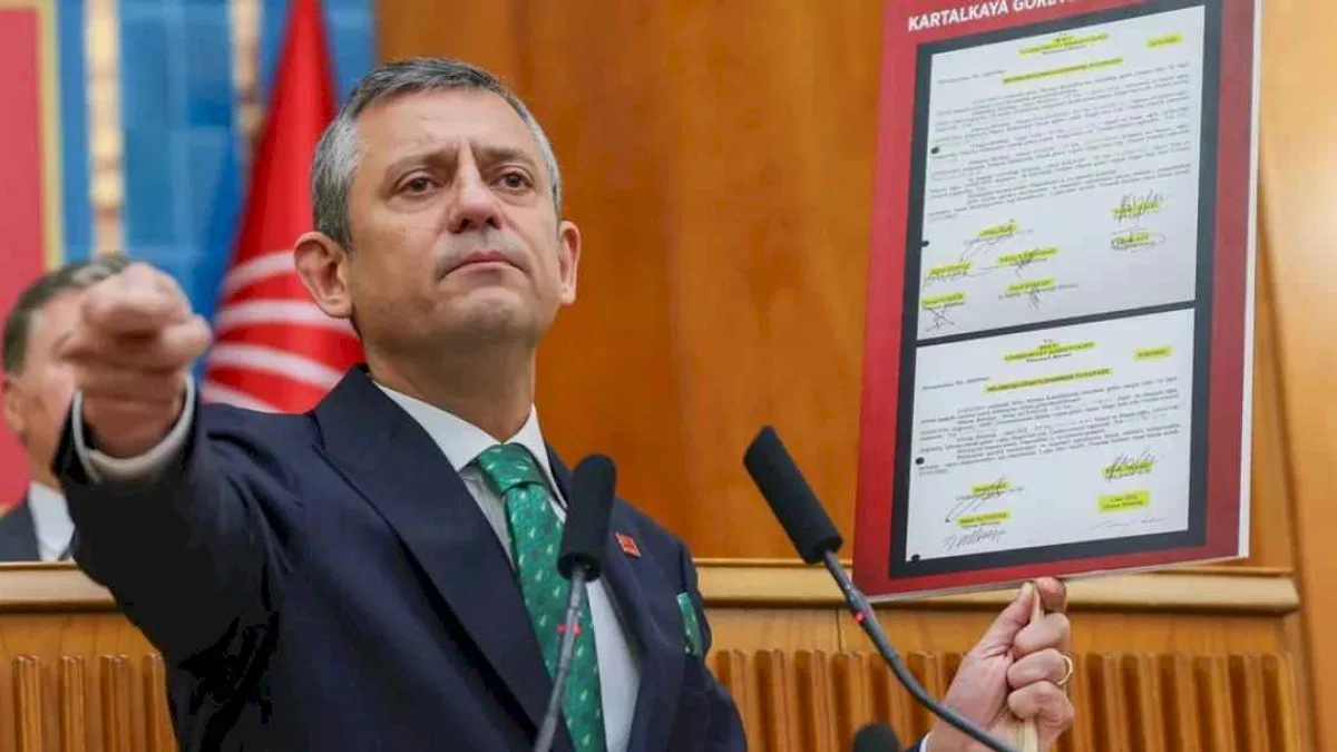 Özgür Özel'den 23 Mart mesajı: Bu seçim erken seçimin öncü adımıdır