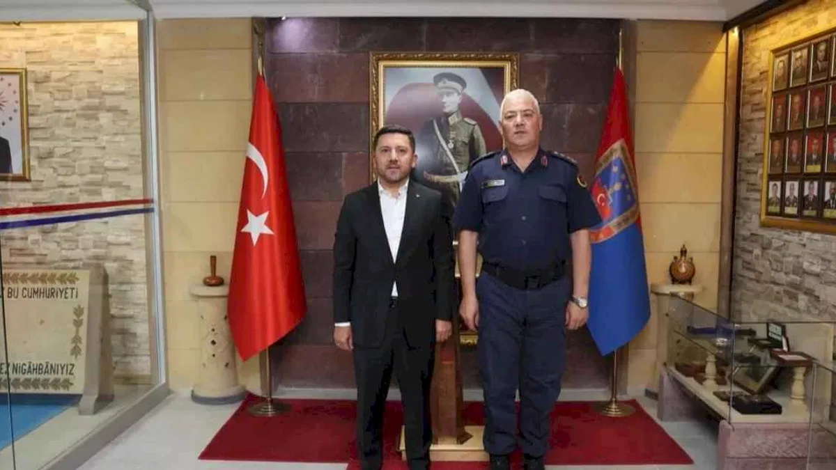 Rasim Arı'dan Albay Çelik'e ziyaret