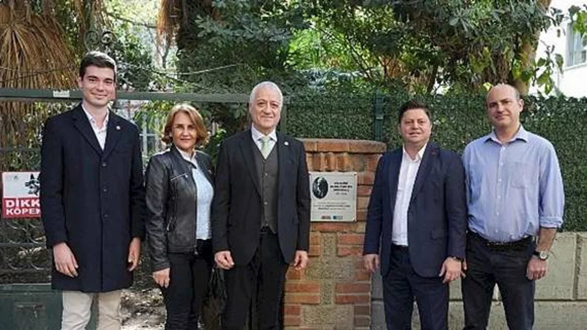 Diş Hekimi Dr. Halit Şazi Kösemihal'in anısı Kadıköy'de yaşatılıyor