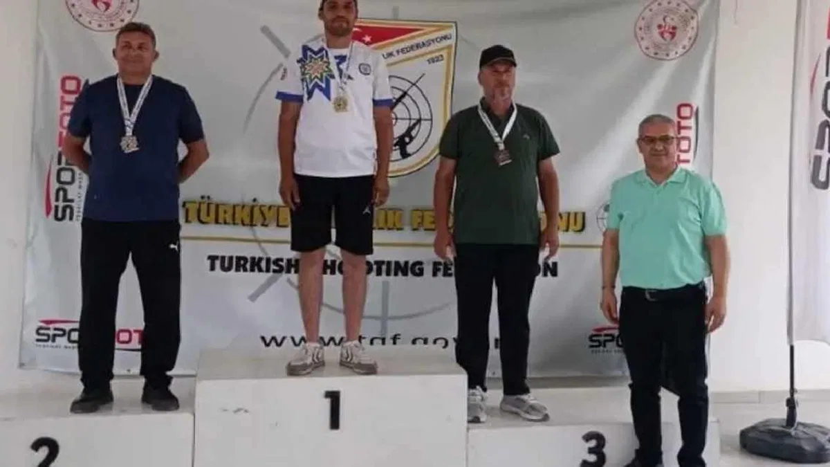 Muğla Büyükşehir sporcularından çifte başarı