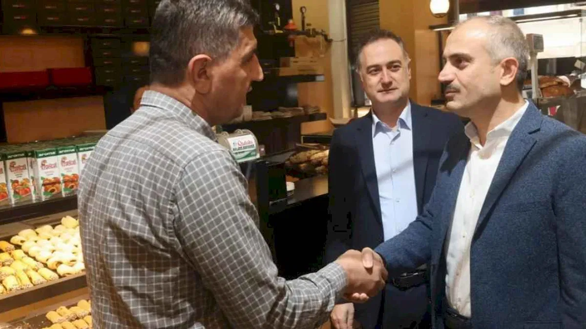 Çayırova'da Başkan Çiftçi'den esnaf ziyareti