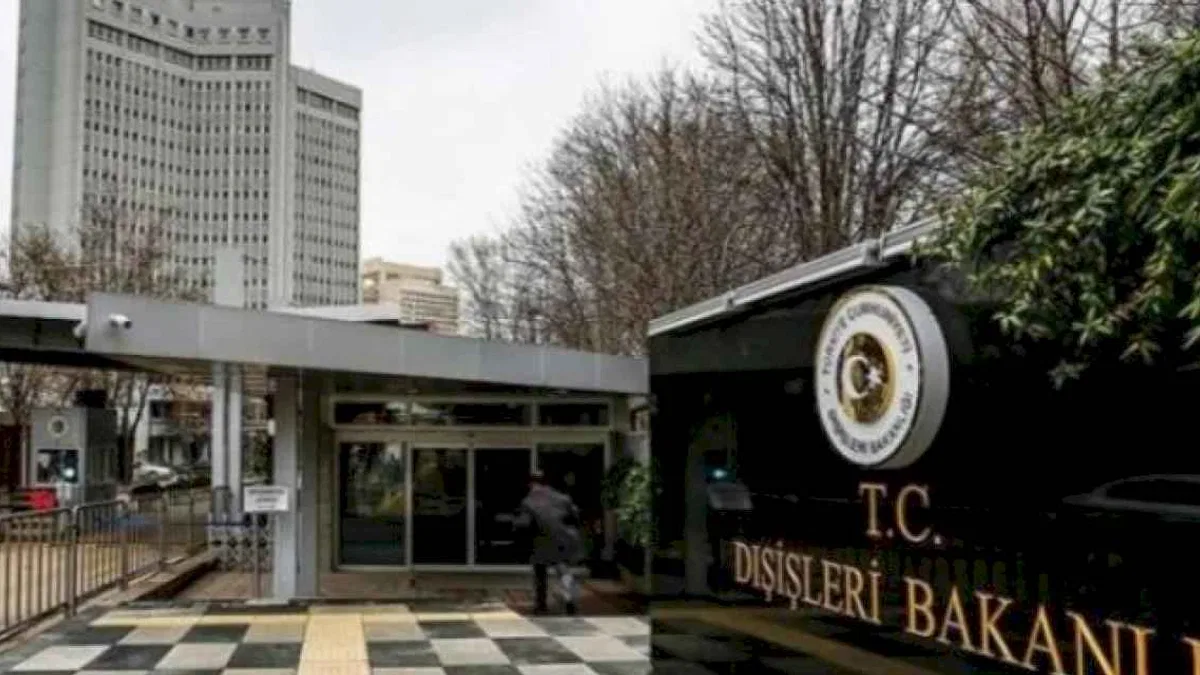 Dışişleri'nden zirve bildirisine tepki!