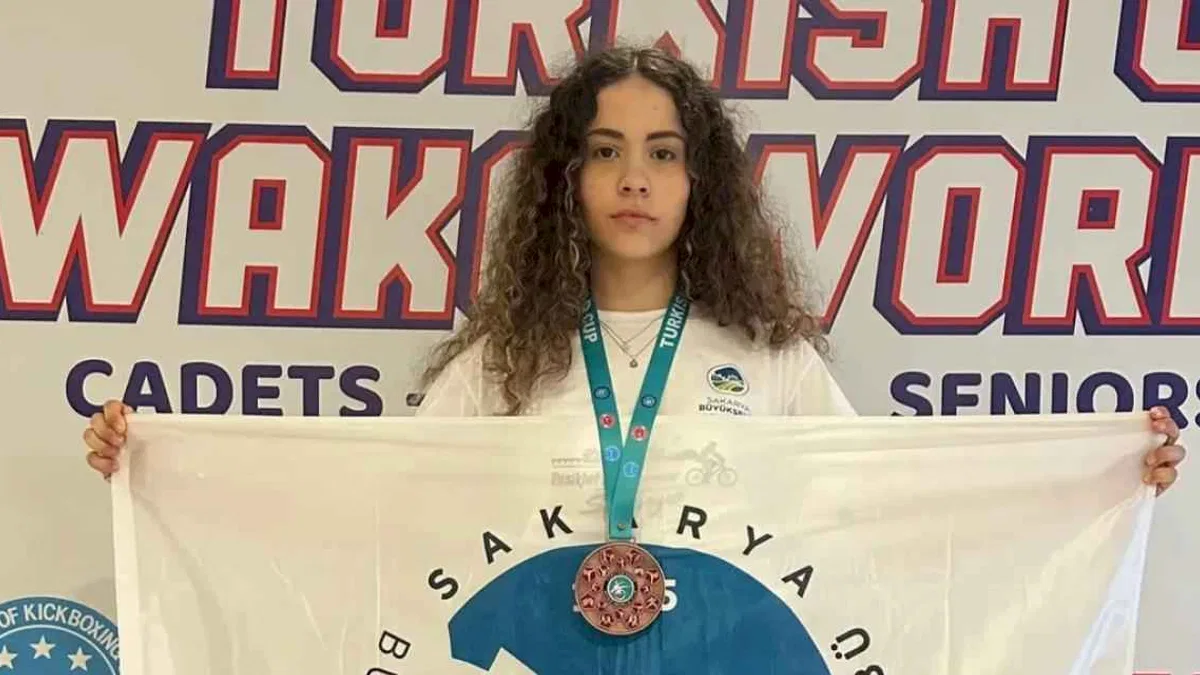Sakaryalı sporcular madalya kürsüsünü boş bırakmıyor
