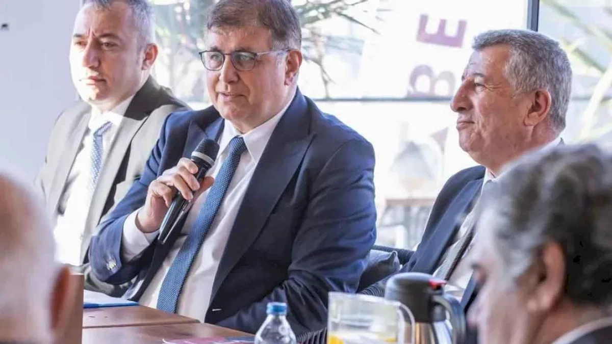 İzmir'de atıklar evlerde ayrıştırılacak
