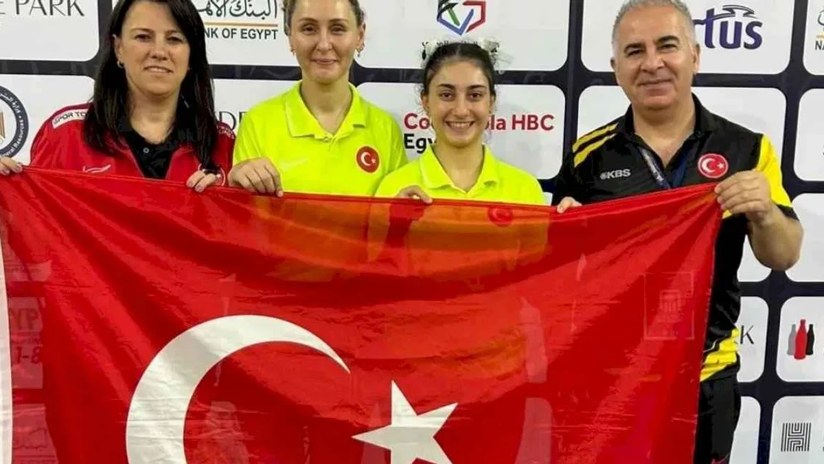 Milli formayla masa tenisinde Dünya Şampiyonluğu