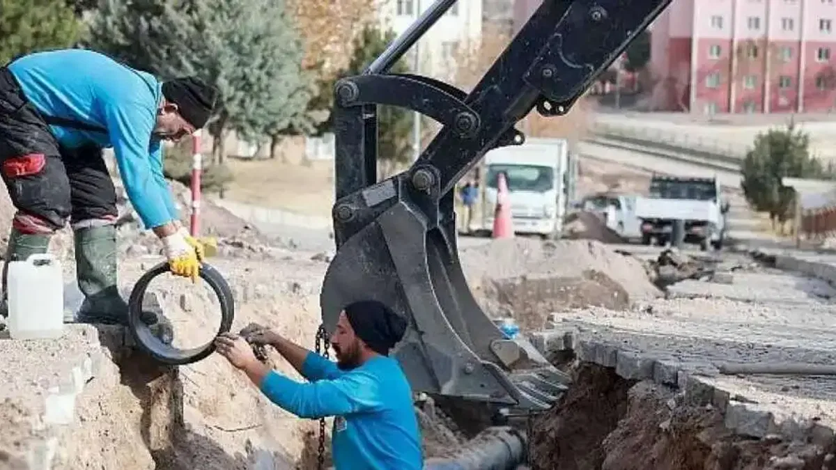 Bekdik Mahallesi TOKİ 2. Etap Bölgesinde Yenilenen İçme Suyu Hattı Devreye Alındı