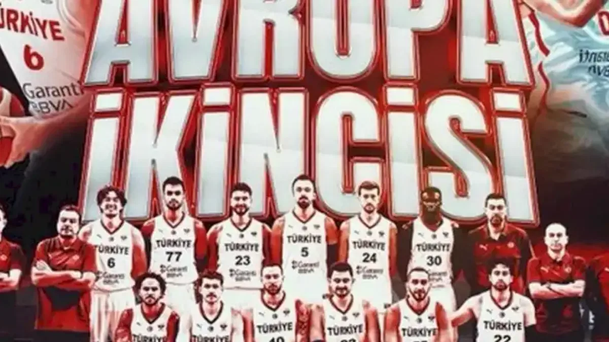 12 Dev Adam Avrupa ikincisi oldu! Tebrikler peş peşe geldi