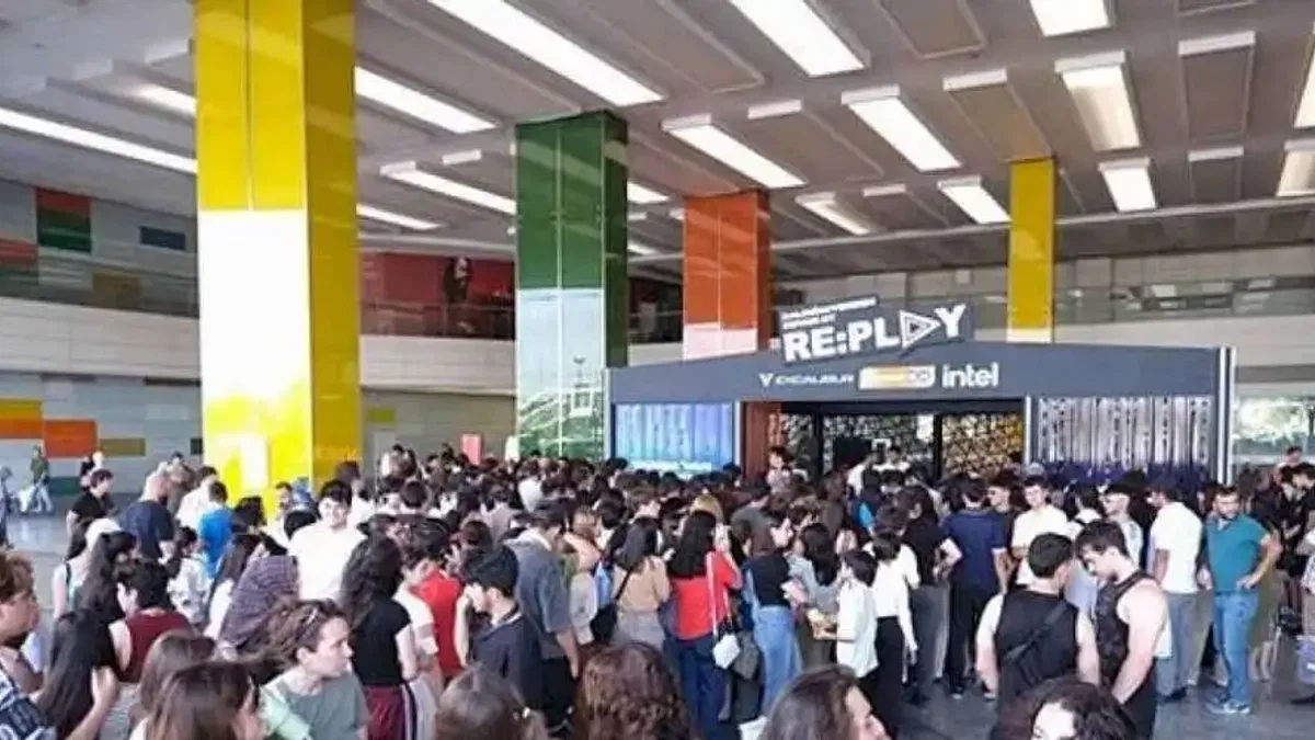 RE:PLAY heyecanı Excalibur gücüyle başladı