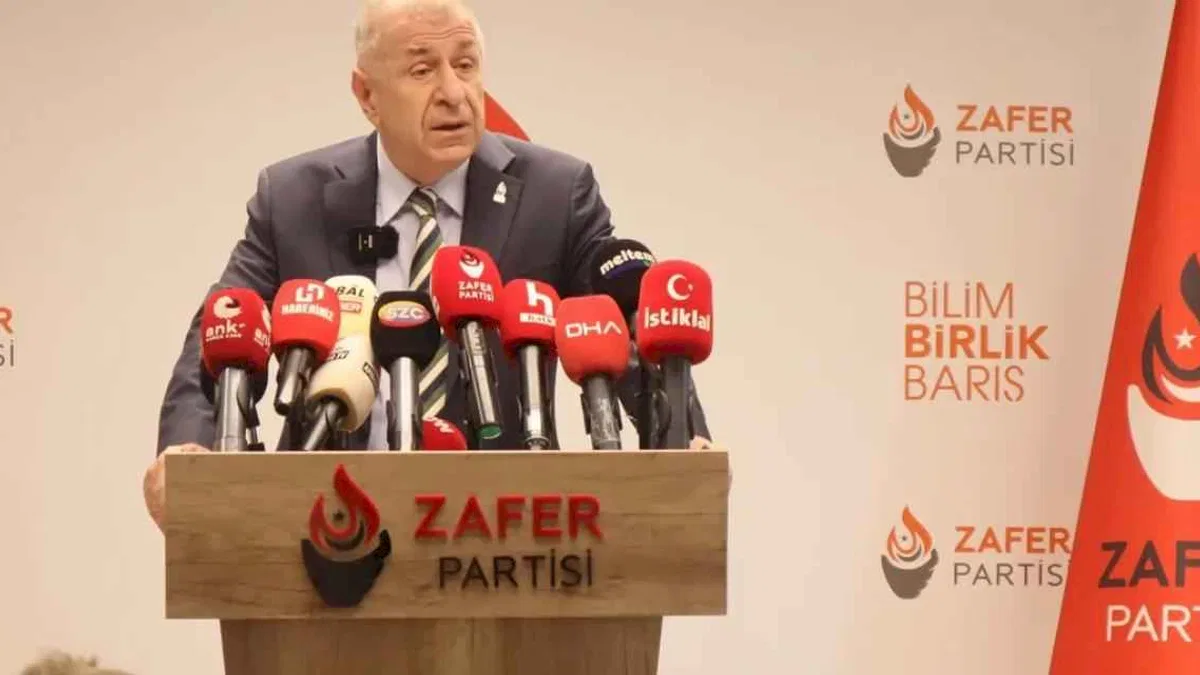 Prof. Dr. Özdağ: Milli kimlik tehdit altında