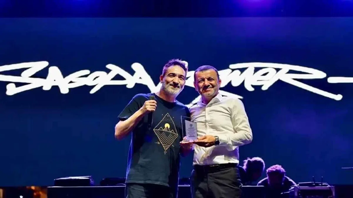 Denizli’de 30 Ağustos coşkusu Sagopa ile zirveye tırmandı