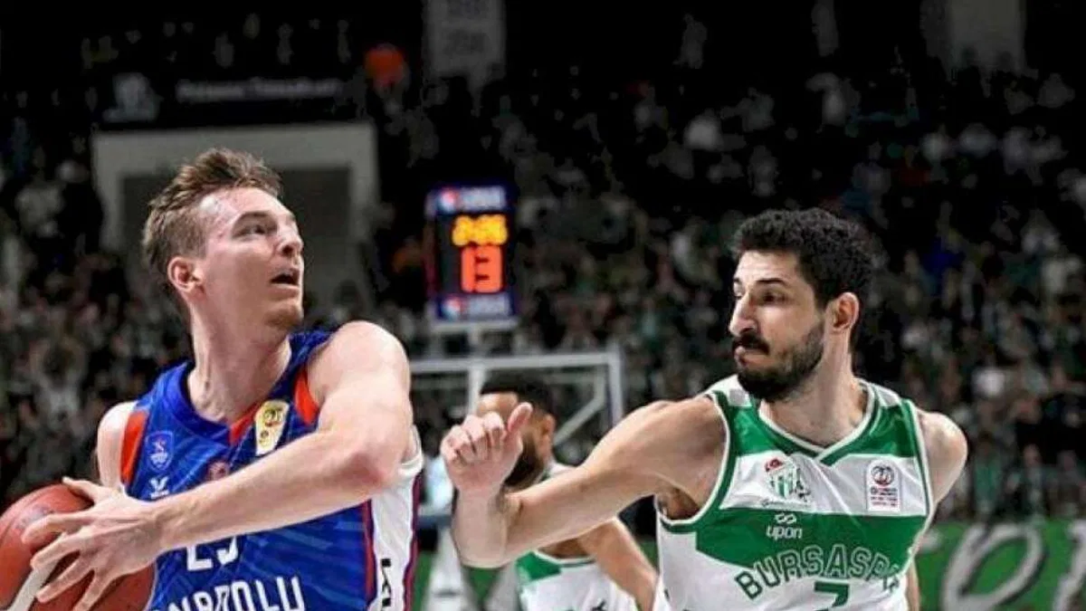 Bursaspor İnfo Yatırım 73-83 Anadolu Efes