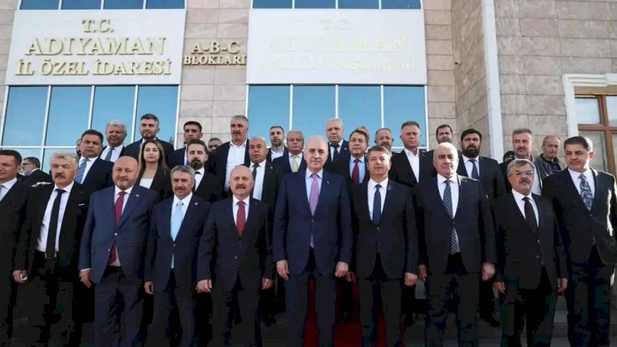 Adıyaman’da Kurtulmuş'tan Valilik ve belediye ziyareti