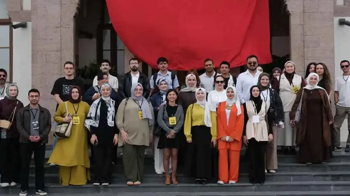 Konya'da 'Kültür Yayıncılığı' temasıyla düzenlenen 5. Yayıncılık Yaz Okulu tamamlandı