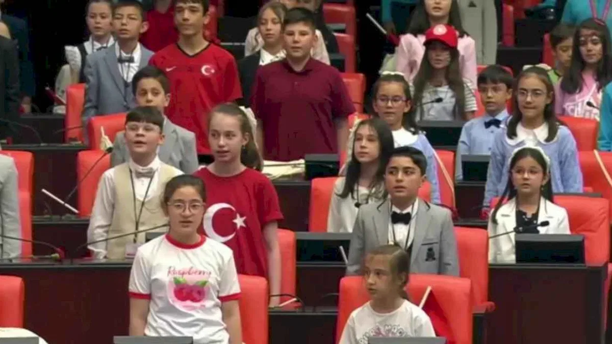 TBMM çocuklara emanet