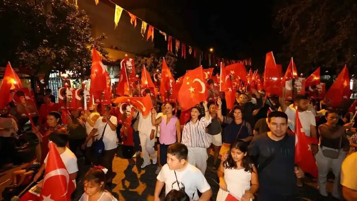 İzmir Efes Selçuk’ta Zafer Bayramı coşkusu