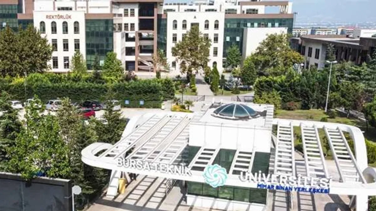 BTÜ Türkiye’nin en hızlı yükselen ikinci üniversitesi oldu
