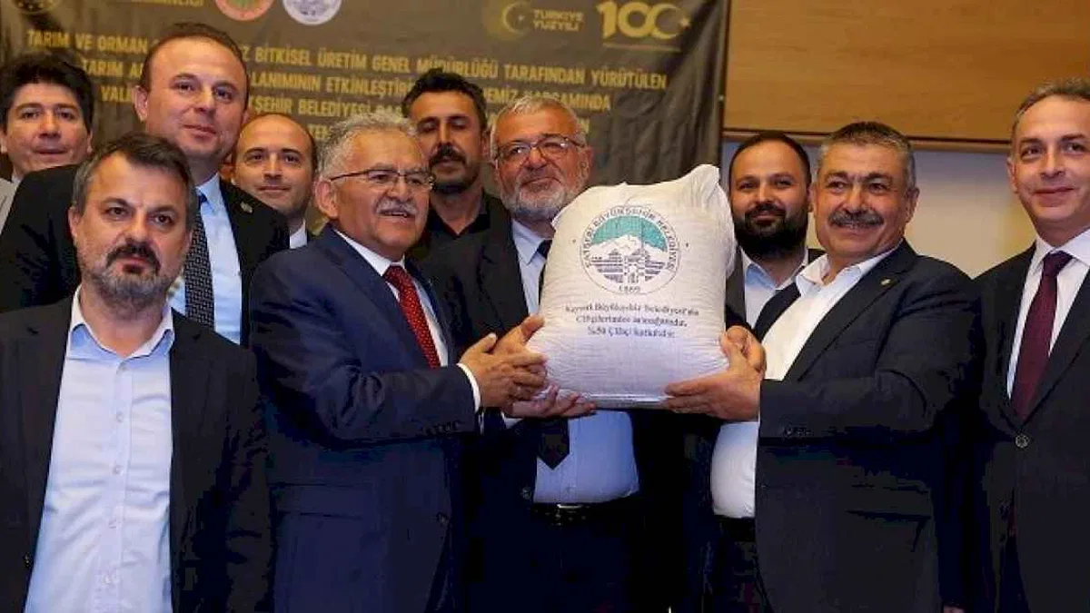 Başkan Büyükkılıç’tan çiftçiye 18 milyon TL'lik destek