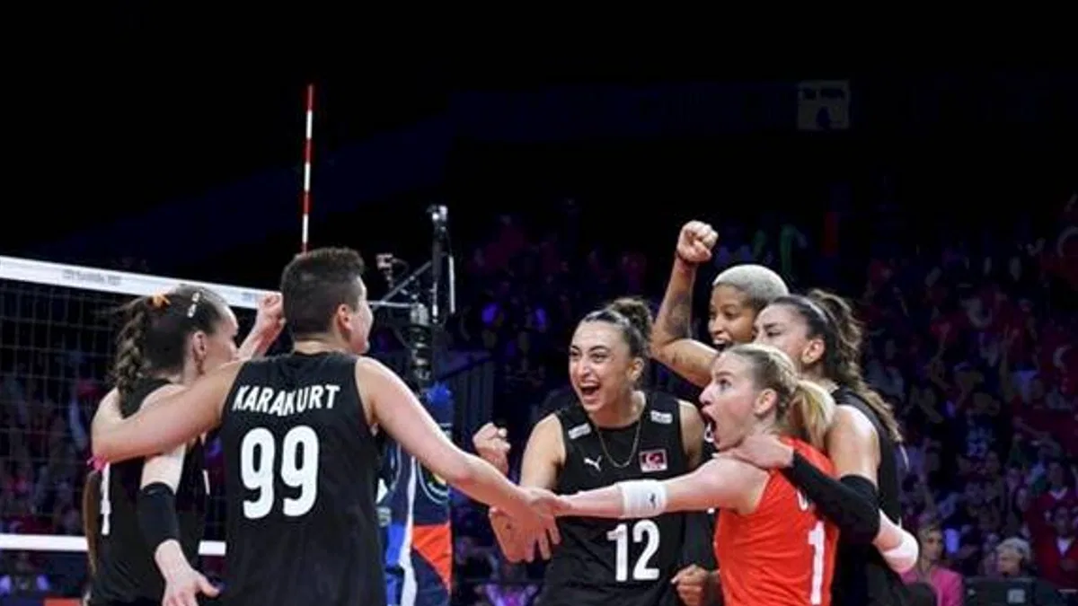 Türkiye 3-1 Peru (MAÇ SONUCU-ÖZET) Filenin Sultanları 3'te 3 yaptı!