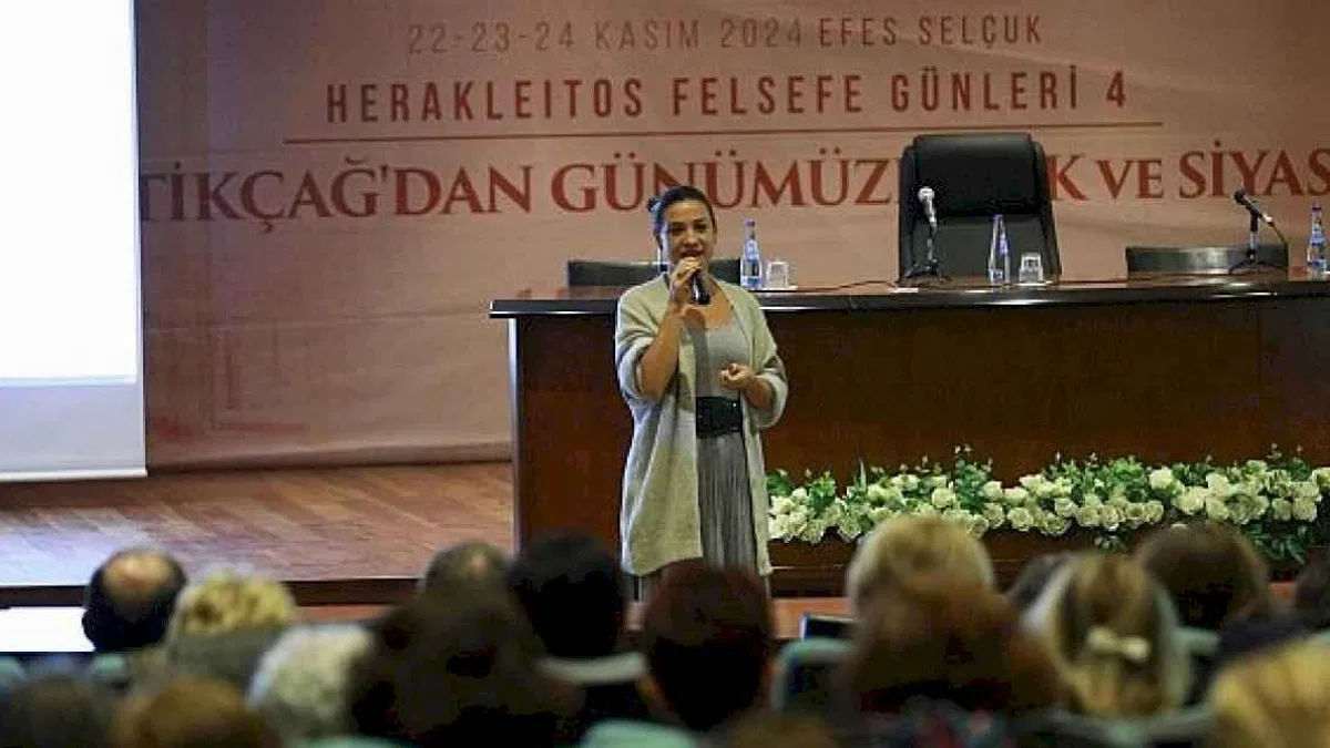 Herakleitos Felsefe Günleri Efes Selçuk'ta başladı