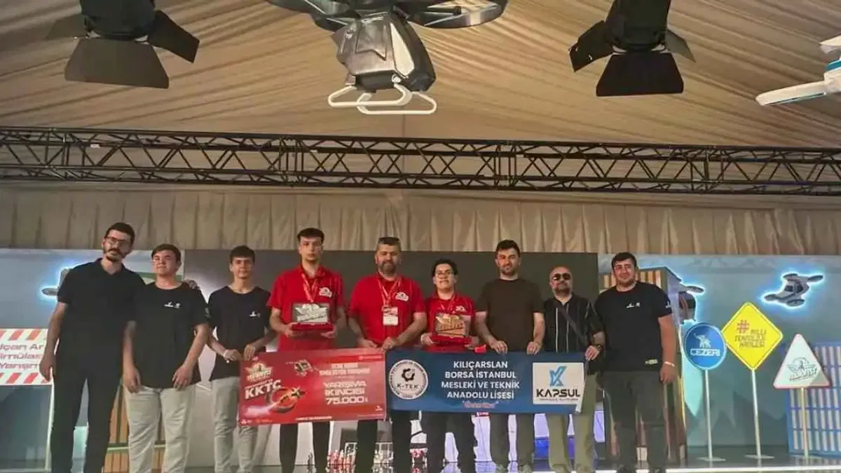 Kapsül'e KKTC'de çifte ödül
