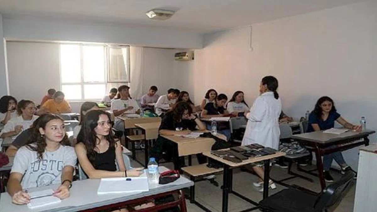 Gençler Lise ve Üniversite'ye BURSEM İle Hazırlanıyor!