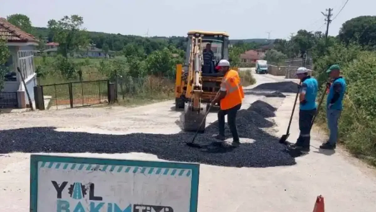 Yollar ve kaldırımlar bayrama hazırlandı