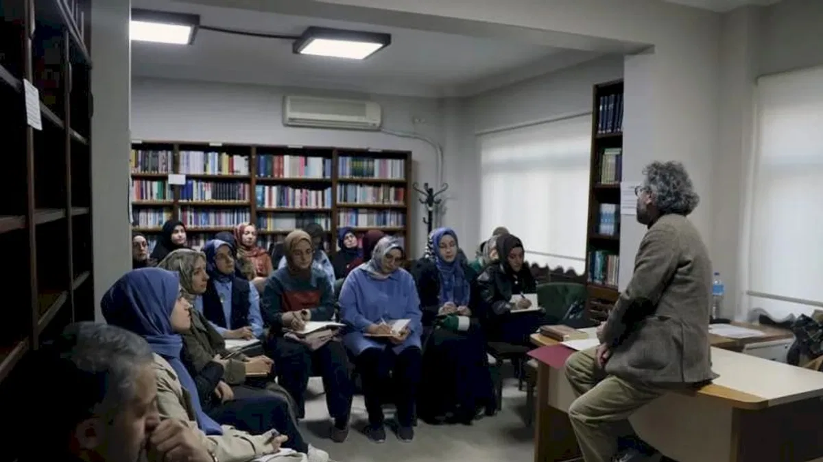 Sakarya Büyükşehir Akademi’de kültür ve sanat dolu eğitimler sürüyor