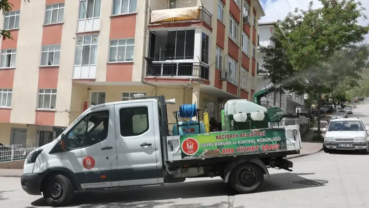Ankara Keçiören'de çevre ilaçlanıyor